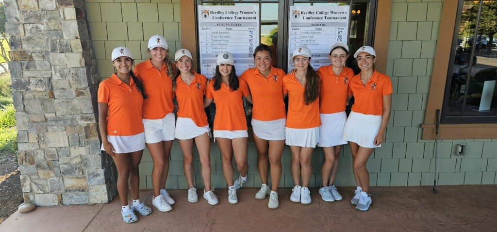 Women's Golf Team Continue Their Winning Ways!!