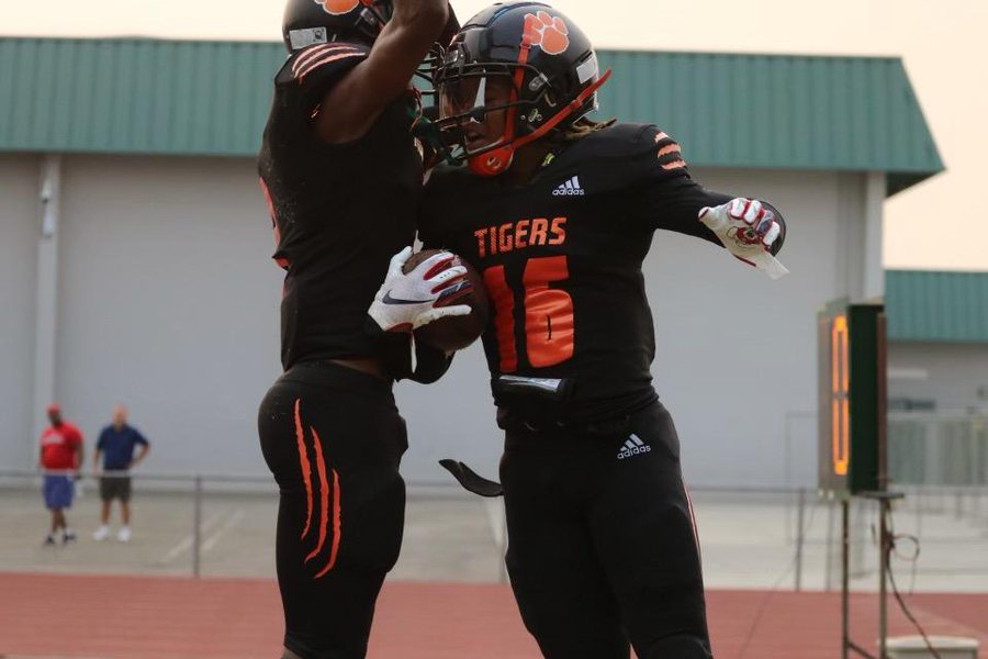 Tiger Football Wins Over Delta In Week 5
